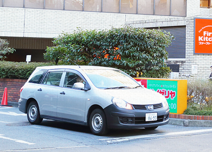 駐車場50台